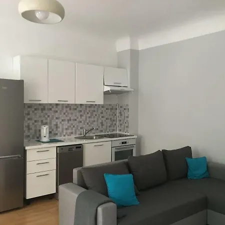 Apartamento Cozy Loft In The Quiet Center Of *